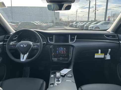 New 2025 INFINITI QX50 Luxe image 13