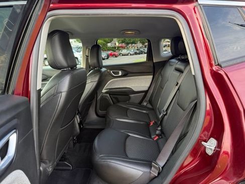 Used 2022 Jeep Compass Latitude w/ Convenience Group AWD/4WD image 23