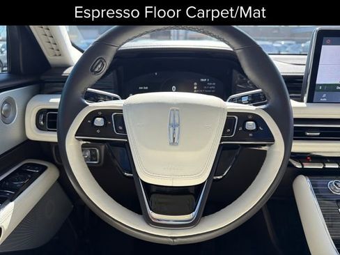 Certified 2023 Lincoln Aviator Black Label w/ Jet Package image 17