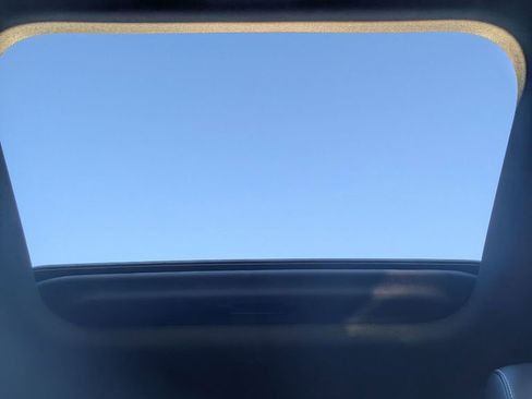 New 2025 Jeep Grand Cherokee L Altitude image 27