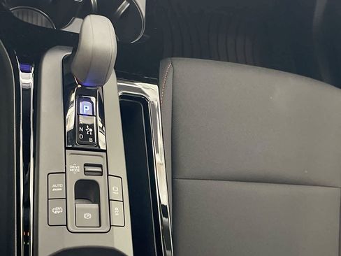 New 2026 Toyota Prius Plug-In Hybrid FWD image 20