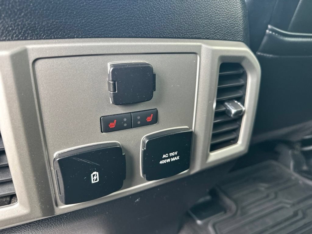 Used 2019 Ford F150 Lariat w/ Equipment Group 502A Luxury AWD/4WD image 11