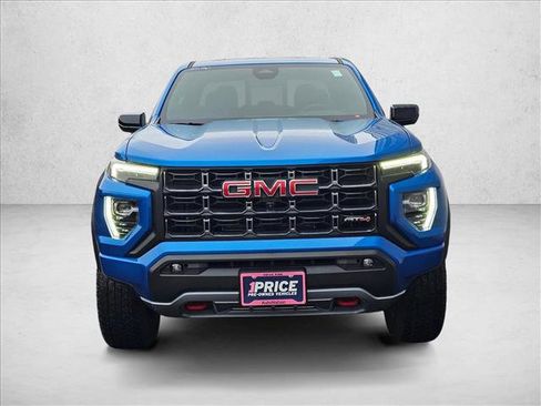 Used 2024 GMC Canyon AT4 w/ AT4 Premium Package image 8