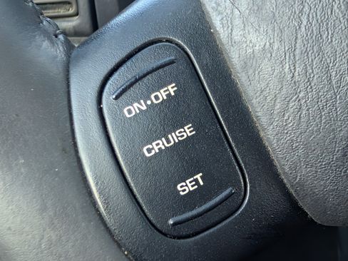 Used 1999 Jeep Cherokee Sport RWD image 14
