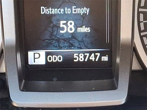 Used 2021 Toyota Tacoma Limited image 24