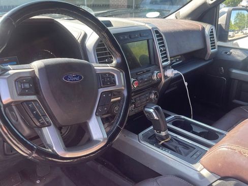 Used 2017 Ford F150 Platinum w/ Equipment Group 701A Luxury AWD/4WD image 2
