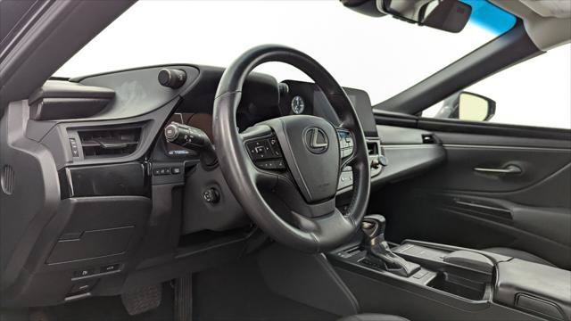 Used 2022 Lexus ES 250 w/ Premium Package AWD/4WD image 23