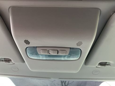 Used 2017 Ford Transit 150 130 Medium Roof RWD image 33