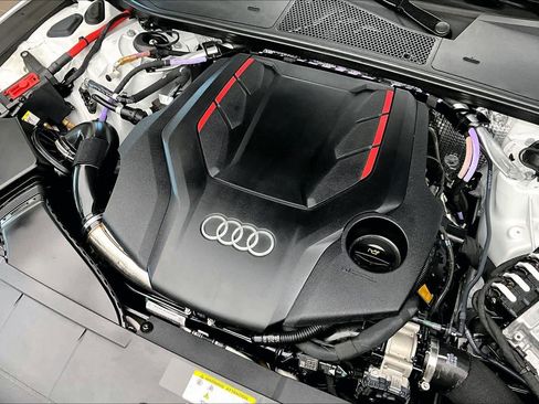 Used 2025 Audi S7 Premium Plus image 30