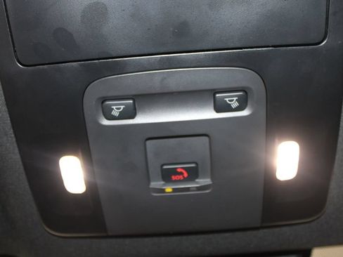 Used 2025 Toyota Camry SE FWD image 56