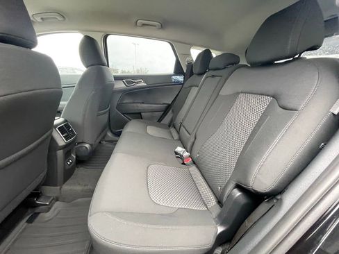 New 2026 Kia Sportage LX FWD image 24