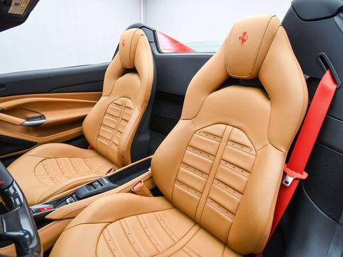 Certified 2021 Ferrari F8 Tributo image 53