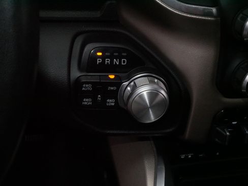 Used 2019 RAM 1500 Laramie AWD/4WD image 24