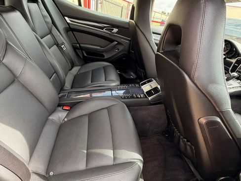 Used 2014 Porsche Panamera w/ Premium Package Plus RWD image 9