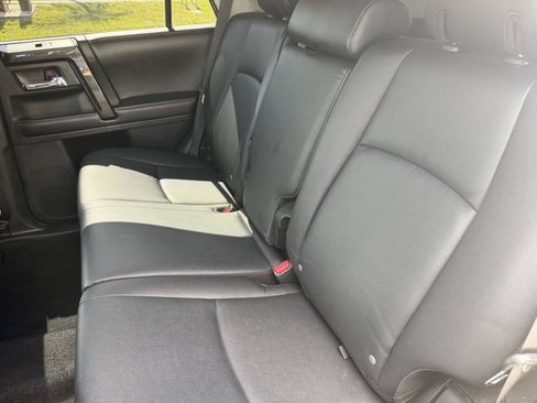 Used 2015 Toyota 4Runner Trail Premium AWD/4WD image 12