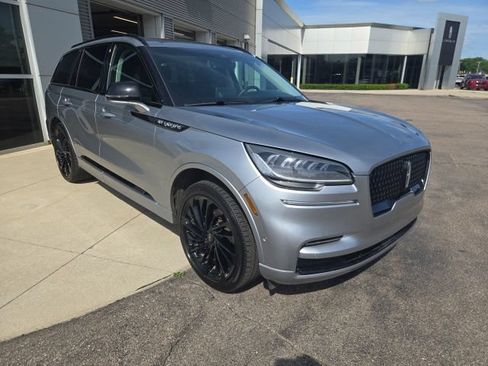 Certified 2023 Lincoln Aviator Reserve w/ Jet Package AWD/4WD image 15