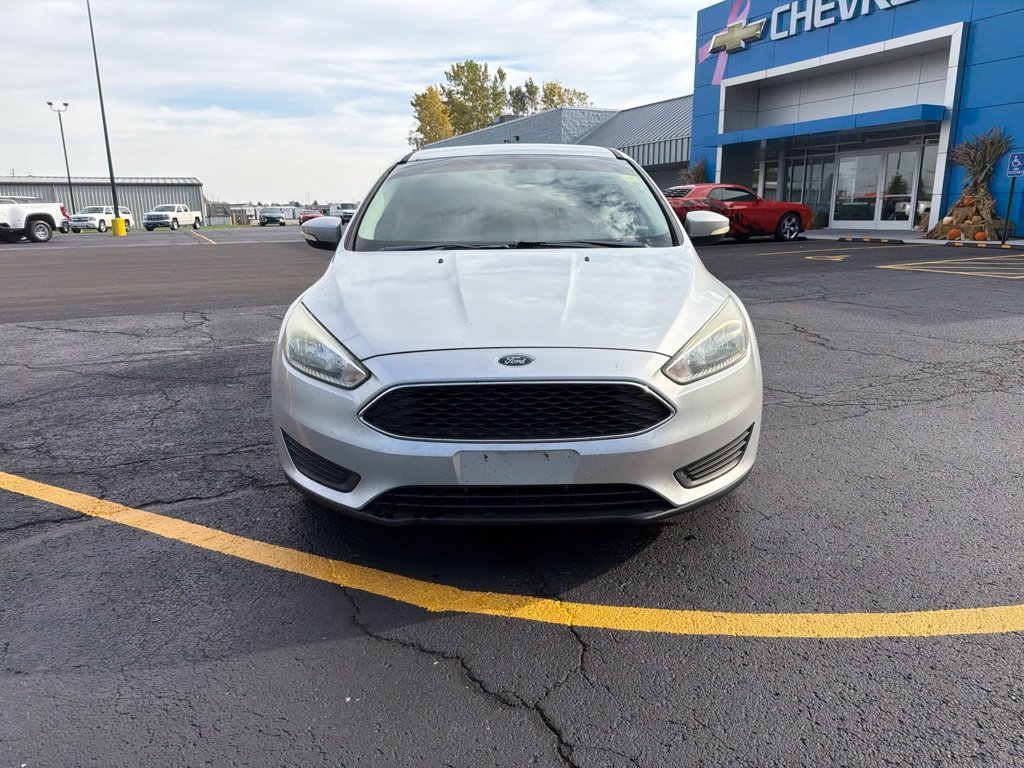 Used 2015 Ford Focus SE FWD image 4