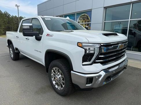 New 2026 Chevrolet Silverado 2500 LTZ w/ LTZ Convenience Package AWD/4WD image 1