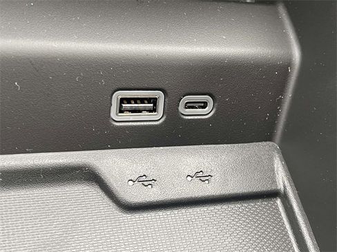 New 2026 Chevrolet Tahoe High Country image 16