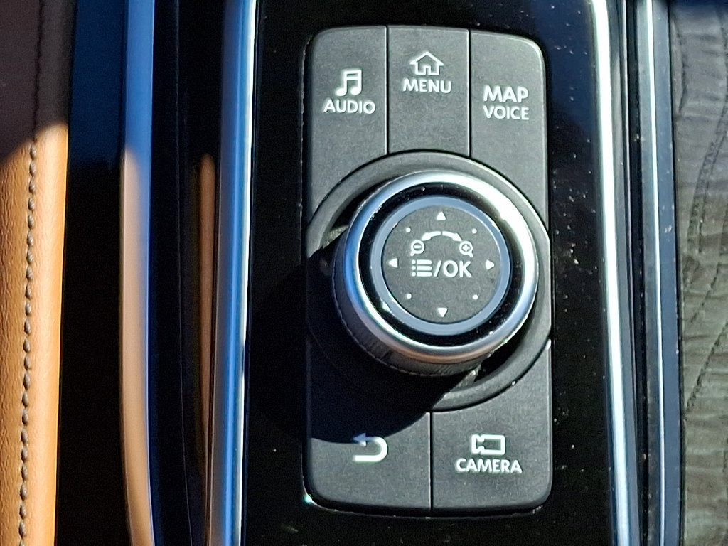 Used 2023 INFINITI QX80 Sensory w/ Cargo Package AWD/4WD image 27