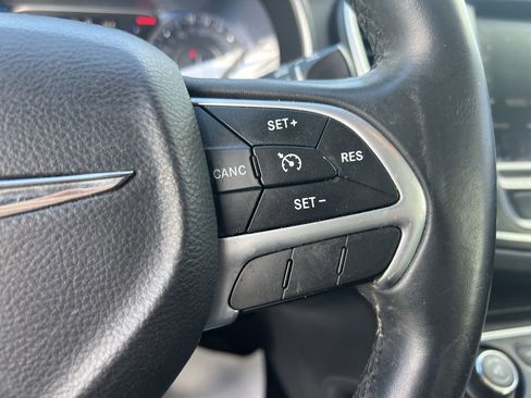 Used 2016 Chrysler 200 Limited w/ Anniversary Edition image 20