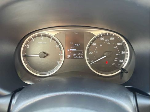 Used 2024 Nissan Kicks S FWD image 28