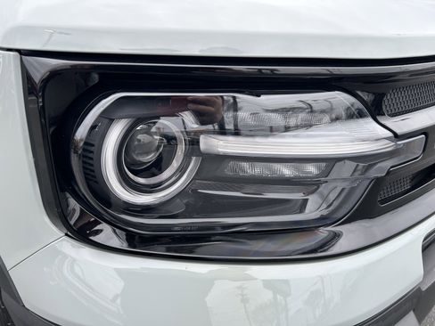 Used 2021 Ford Bronco Sport Outer Banks image 11