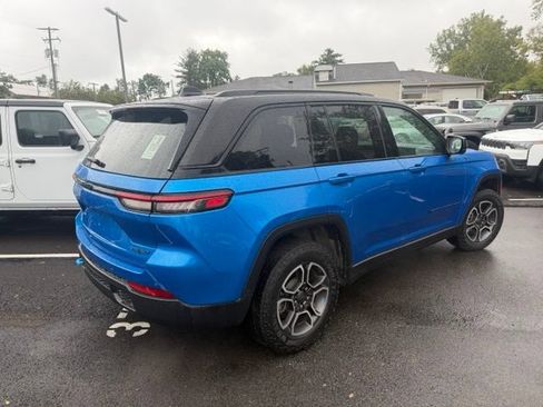 Used 2024 Jeep Grand Cherokee Trailhawk w/ Advanced Protech Group II AWD/4WD image 10