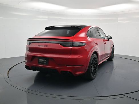 Used 2023 Porsche Cayenne GTS w/ Premium Package Plus image 30