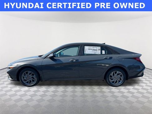 Certified 2025 Hyundai Elantra Blue image 8
