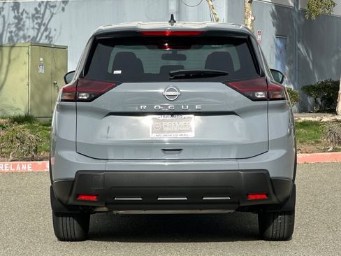 New 2026 Nissan Rogue SV w/ Cold Weather Package image 5