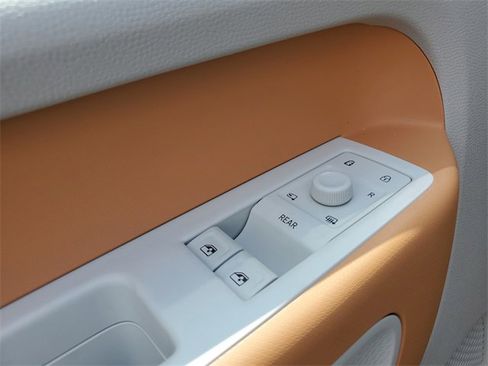 New 2025 Volkswagen ID. Buzz 1st Edition image 22