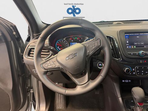 Used 2024 Chevrolet Equinox RS w/ LPO, Floor Liner Package AWD/4WD image 11
