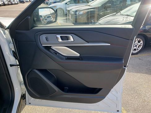 New 2026 Ford Explorer ST w/ Sun And Sound Package image 19