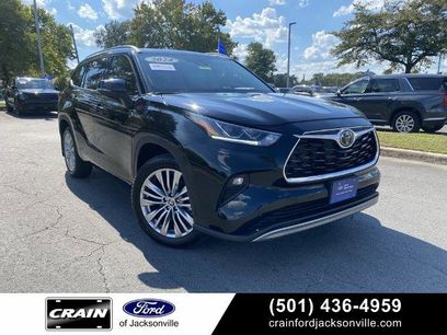 Used 2024 Toyota Highlander Platinum