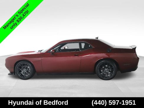 Used 2022 Dodge Challenger R/T w/ Blacktop Package RWD image 36