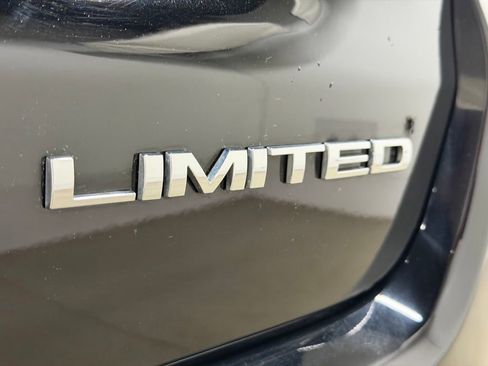 Used 2023 Jeep Compass Limited AWD/4WD image 15