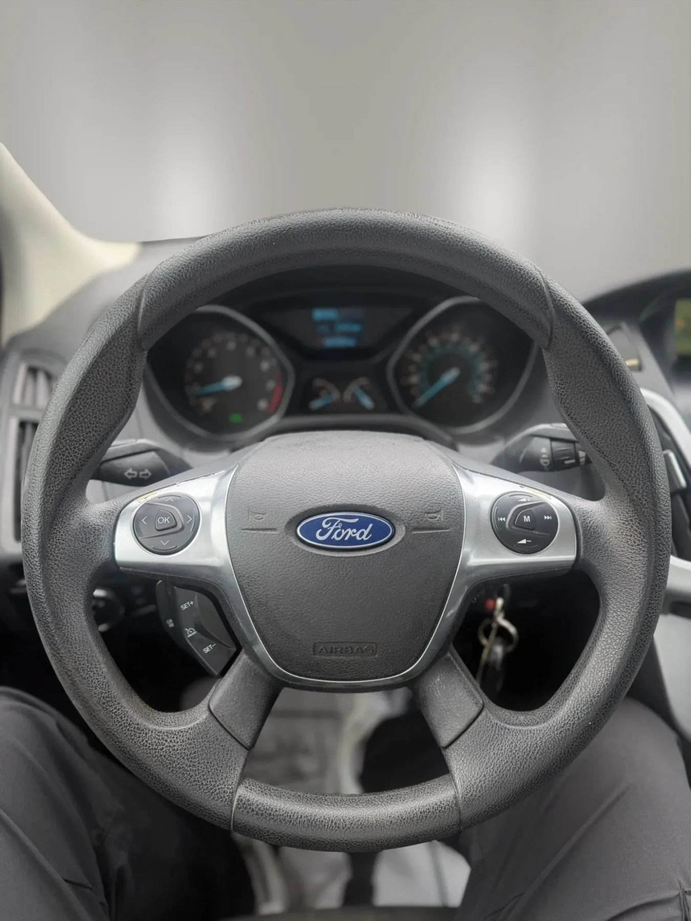 Used 2012 Ford Focus SE w/ SE Winter Pkg FWD image 13