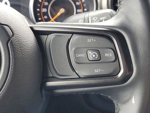 Used 2018 Jeep Wrangler Unlimited Sport S image 11