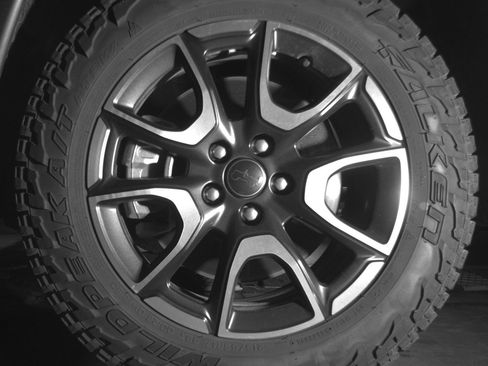 Used 2025 Jeep Compass Trailhawk image 12