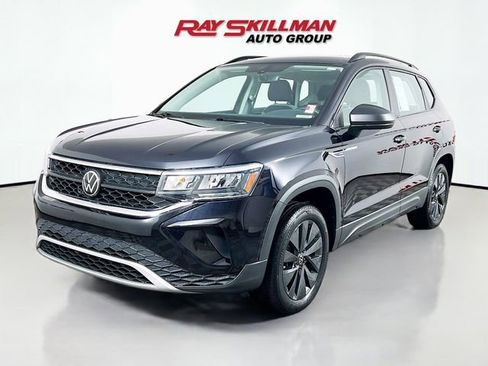 Used 2023 Volkswagen Taos S FWD image 3