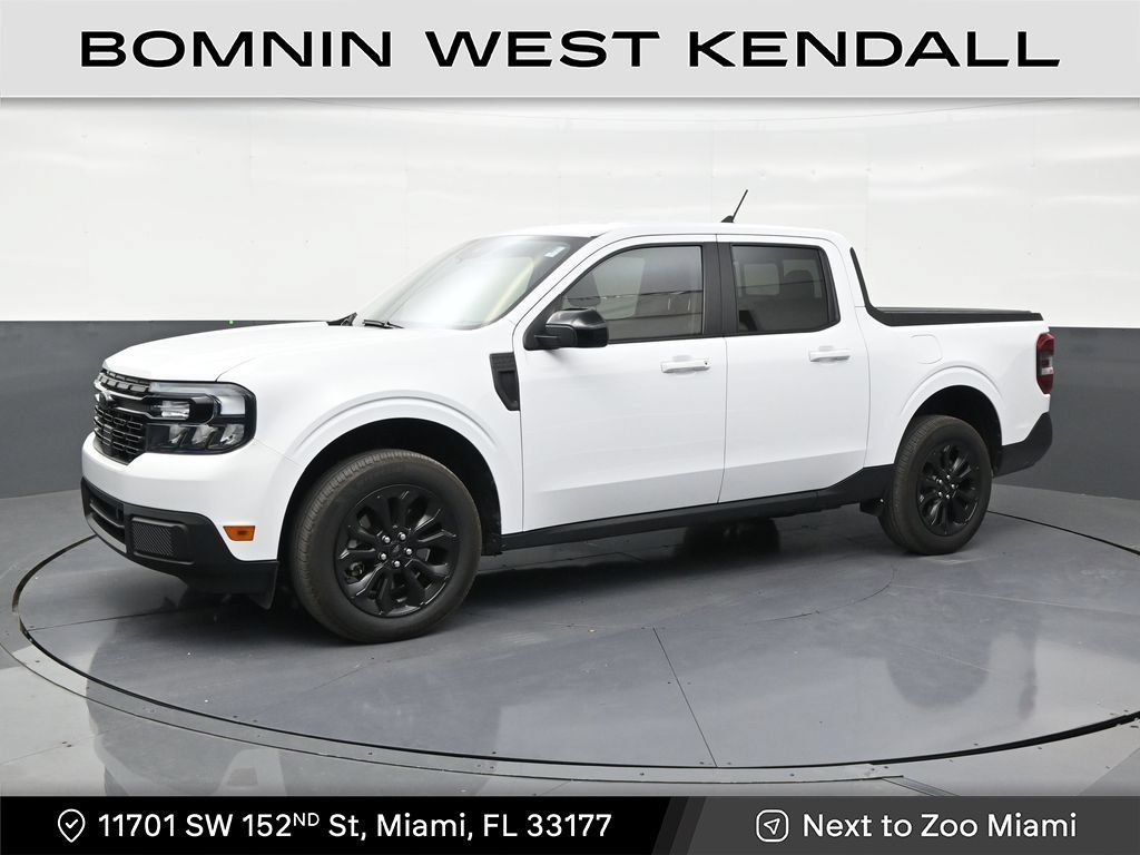 Used 2024 Ford Maverick Lariat w/ Black Appearance Package FWD image 1