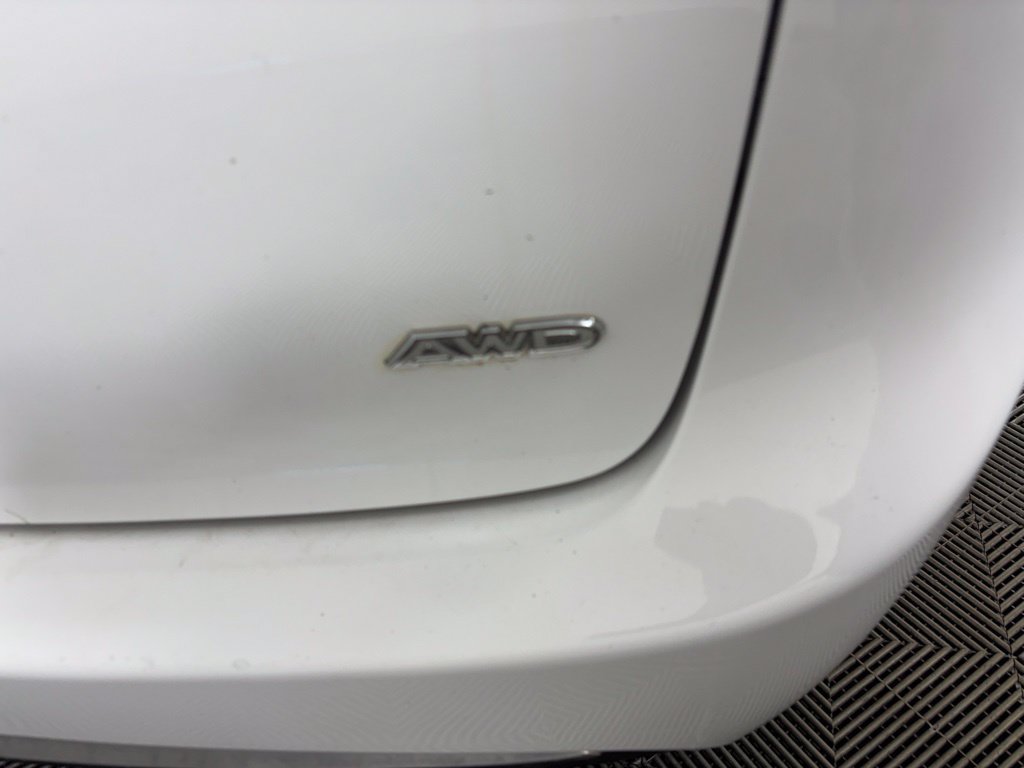 Used 2022 Chrysler Pacifica Touring-L AWD/4WD image 14