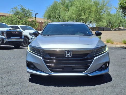 Used 2022 Honda Accord Sport image 2