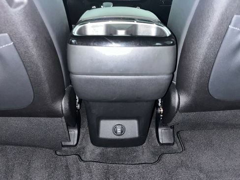 Used 2025 Kia Telluride S FWD image 31