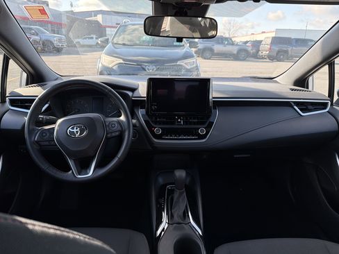 Used 2023 Toyota Corolla SE image 8