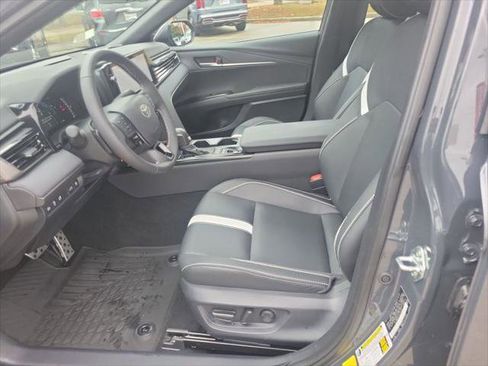 Certified 2025 Toyota Camry SE image 15