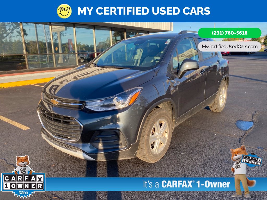 Used 2021 Chevrolet Trax LT w/ Premium Seat Package AWD/4WD image 1
