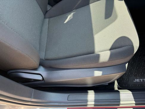 Used 2019 Volkswagen Jetta S w/ Driver Assistance Package FWD image 47