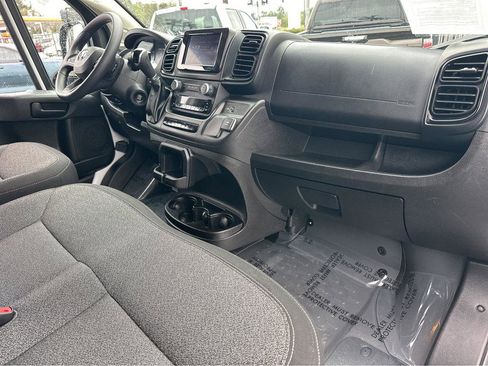 Used 2023 RAM ProMaster 3500 w/ Convenience Group image 4